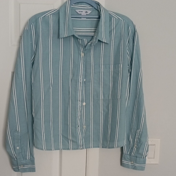 NWT Old Navy Cropped Blue Striped Shirt - Picture 1 of 3